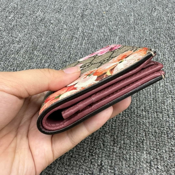 100% Authentic GUCCI Blooms Brown Canvas Wallet - Picture 4 of 12